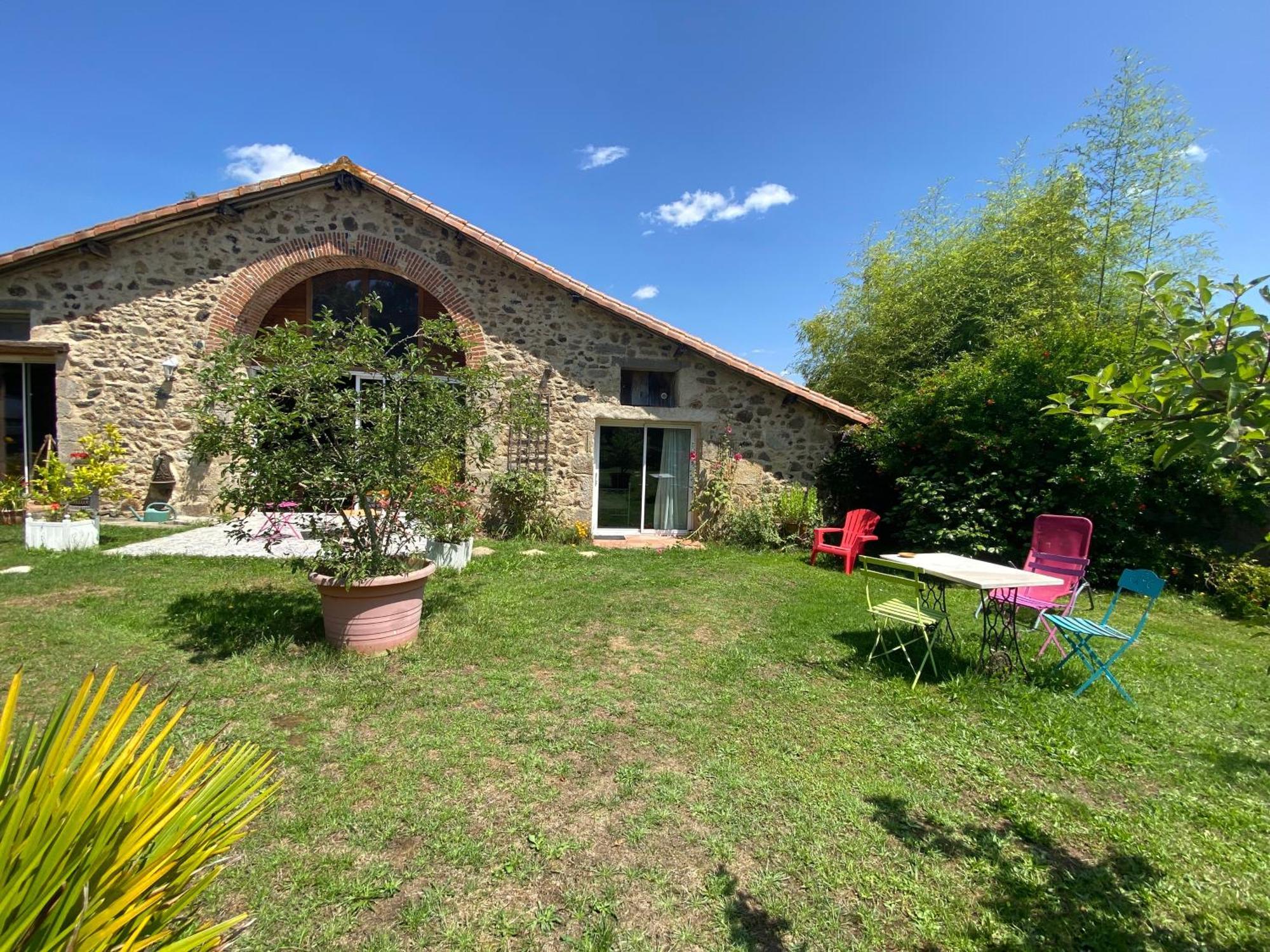 Bed and Breakfast La Frapperie La Pommeraie-sur-Sèvre Exterior foto